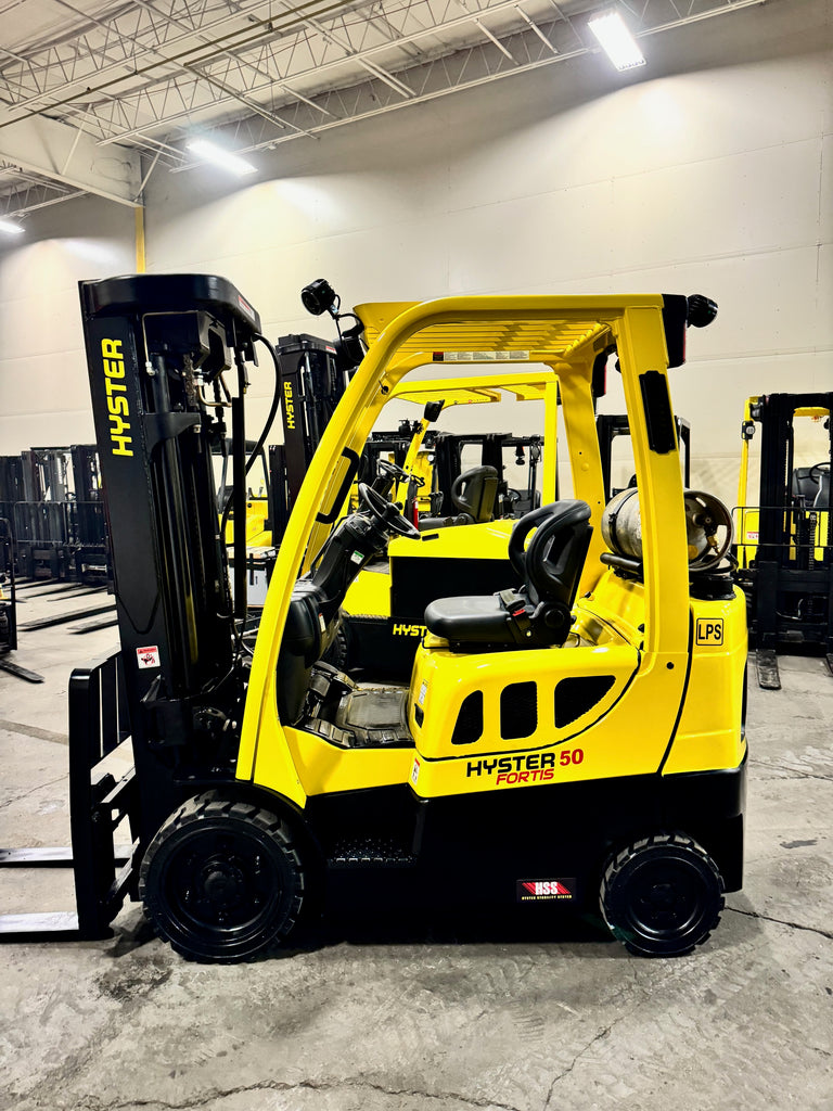 2016 HYSTER S50FT 5000 LB LP GAS FORKLIFT CUSHION 88/252" QUAD MAST ...