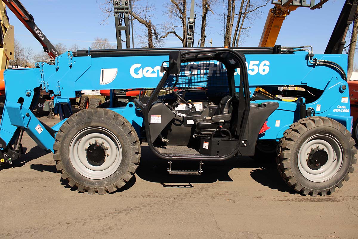 2023 GENIE GTH1056 10000 LB DIESEL TELESCOPIC FORKLIFT 