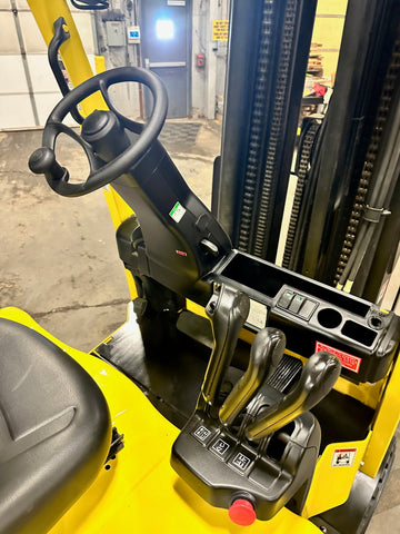 2013 Hyster E60XN-33