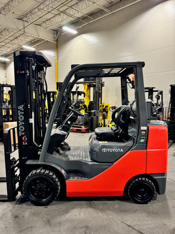 2017 TOYOTA 8FGCU30 6000 LB LP GAS FORKLIFT 1,227 HOURS CUSHION 87/187" 3 STAGE MAST SIDE SHIFTING FORK POSITIONER 4 WAY PLUMBING STOCK # BF9172679-BUF