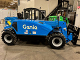 2022 GENIE GTH5519 5500 LB DIESEL TELESCOPIC FORKLIFT TELEHANDLER PNEUMATIC 4WD ENCLOSED HEATED CAB STOCK # BF9459159-BUF