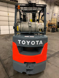 2022 TOYOTA 8FGCU32 6500 LB LP GAS FORKLIFT 404 HOURS CUSHION 87/187" 3 STAGE MAST SIDE SHIFTING FORK POSITIONER 4 WAY PLUMBING STOCK # BF9258729-BUF