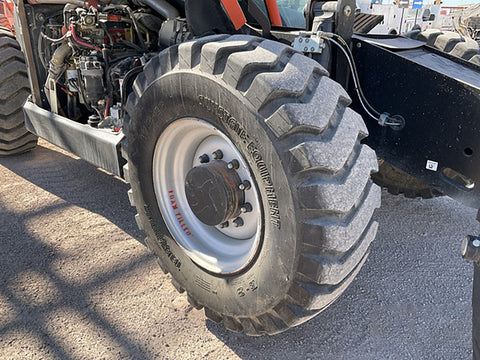 2019 JLG 1255