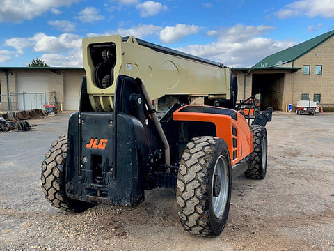 2016 JLG 1255