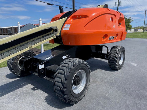 2014 JLG 400S