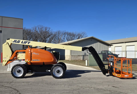 2014 JLG 600AJ