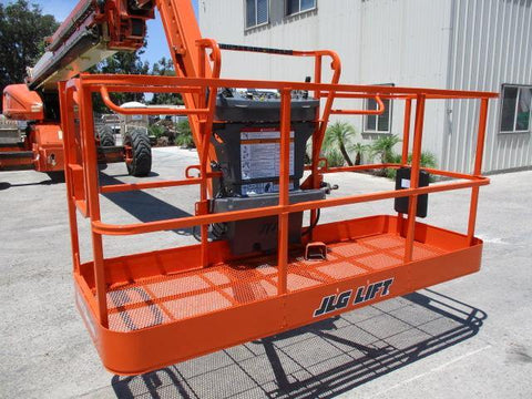 2020 JLG 943