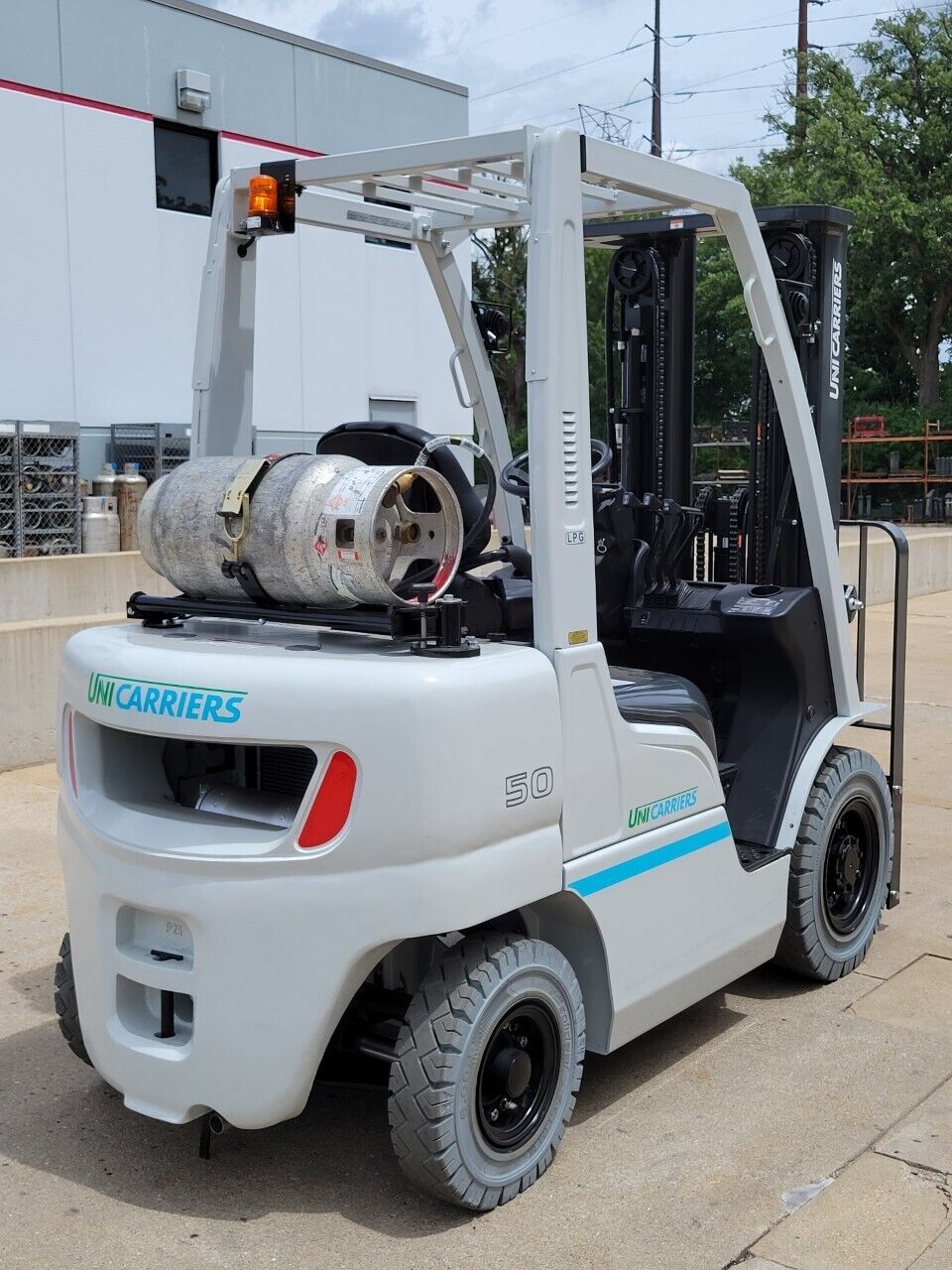 2022 NISSAN/UNICARRIER MP1F2A25DV 5000 LB DUAL FUEL